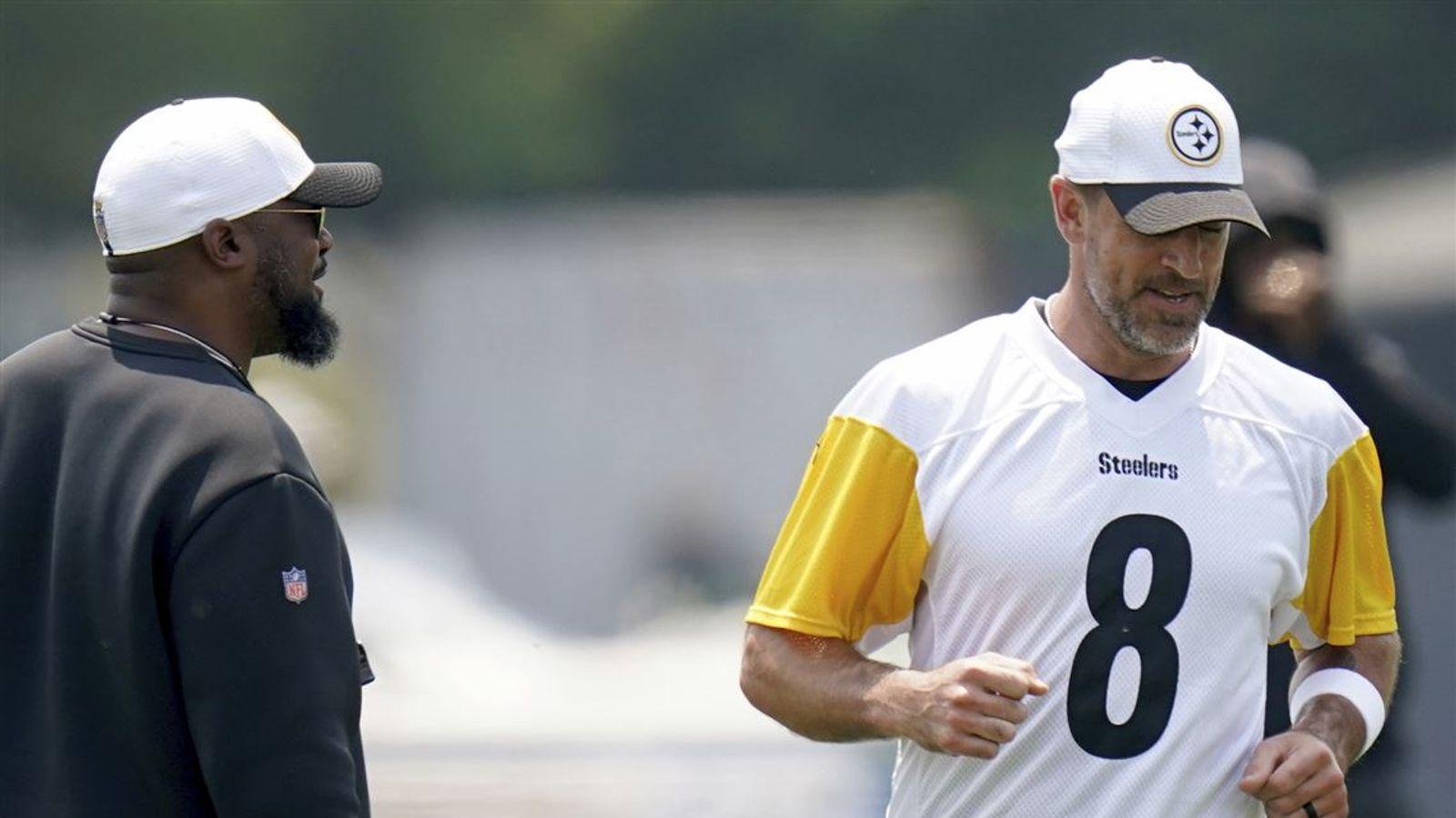 Steelers' Mike Tomlin Has Already Made 1 Critical Decision About Aaron  Rodgers