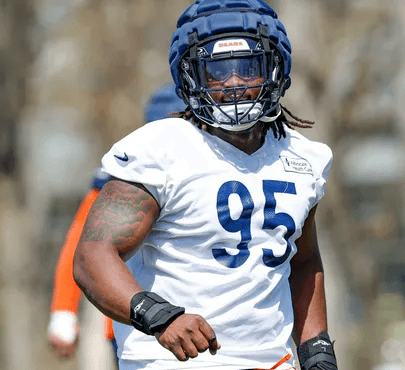 Shemar Turner Uses His $3.2 Million Signing Bonus to Give His Uncle a “Full Circle Moment”