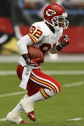 Ex-Chiefs Returner Blames Divorce on Chores: “My Wife Wanted Me to Be Her Housekeeper”