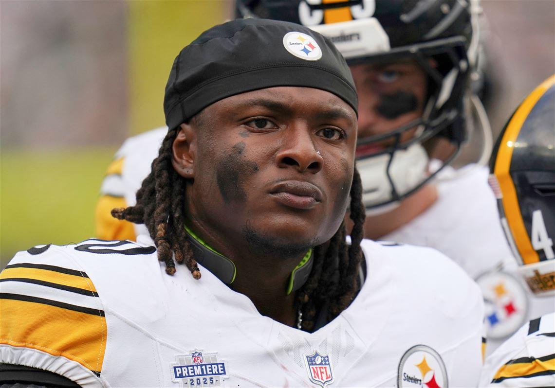 Steelers' Kaleb Johnson has bizarre special teams gaffe against Seahawks |  Pittsburgh Post-Gazette
