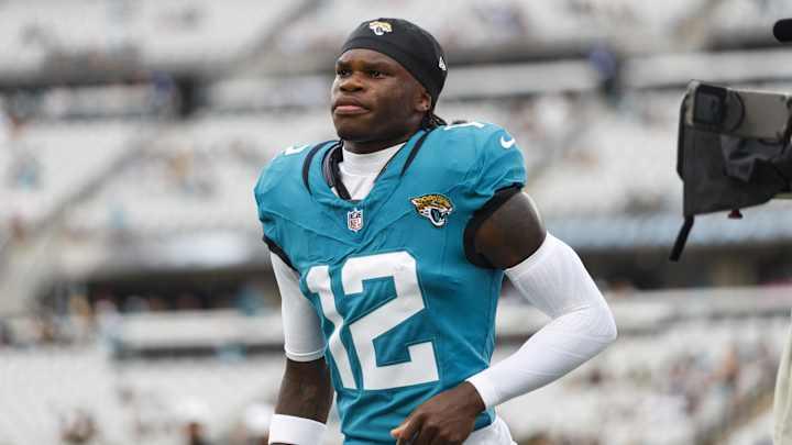 How Travis Hunter Played on Offense, Defense During Jaguars' Preseason Debut