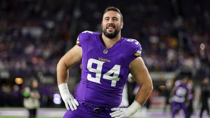 Pittsburgh Steelers Sign Former Vikings DT