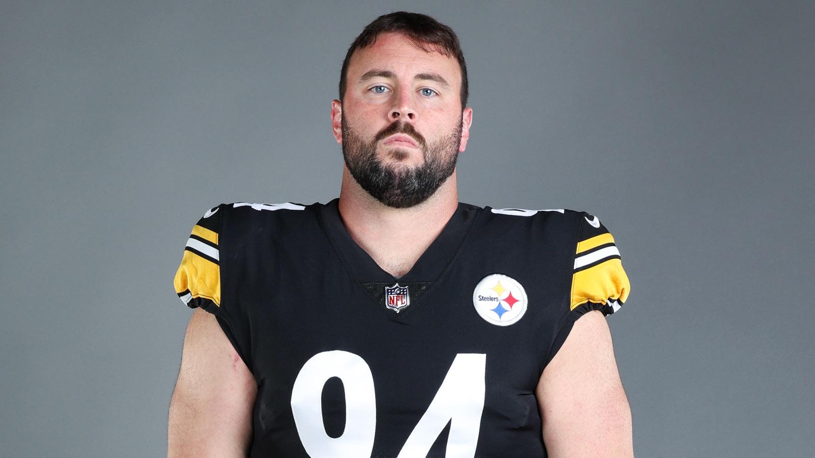 Around The NFL on X: "Steelers activate DL Dean Lowry off PUP list, place  DT Breiden Fehoko on injured reserve https://t.co/fRyUhsYxBE  https://t.co/nORKIlkXwW" / X