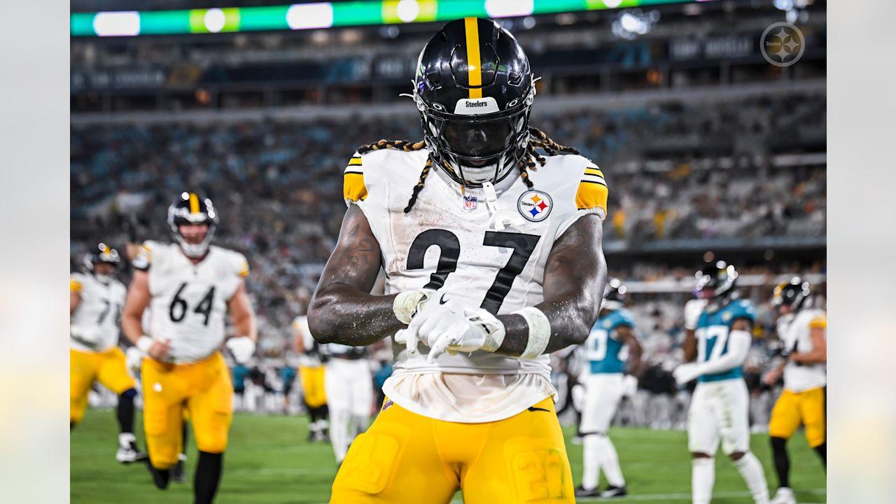 Pittsburgh Steelers running back Trey Sermon (27) during a preseason game between the Pittsburgh Steelers and the Jacksonville Jaguars, on Saturday August 9, 2025 in Jacksonville, FL. (Karl Roser / Pittsburgh Steelers)