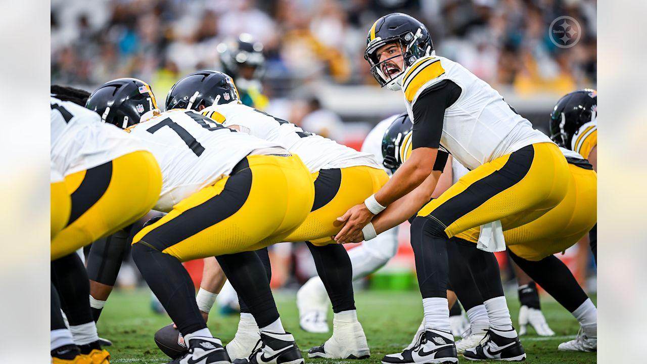Pittsburgh Steelers quarterback Mason Rudolph (2) during a preseason game between the Pittsburgh Steelers and the Jacksonville Jaguars, on Saturday August 9, 2025 in Jacksonville, FL. (Karl Roser / Pittsburgh Steelers)