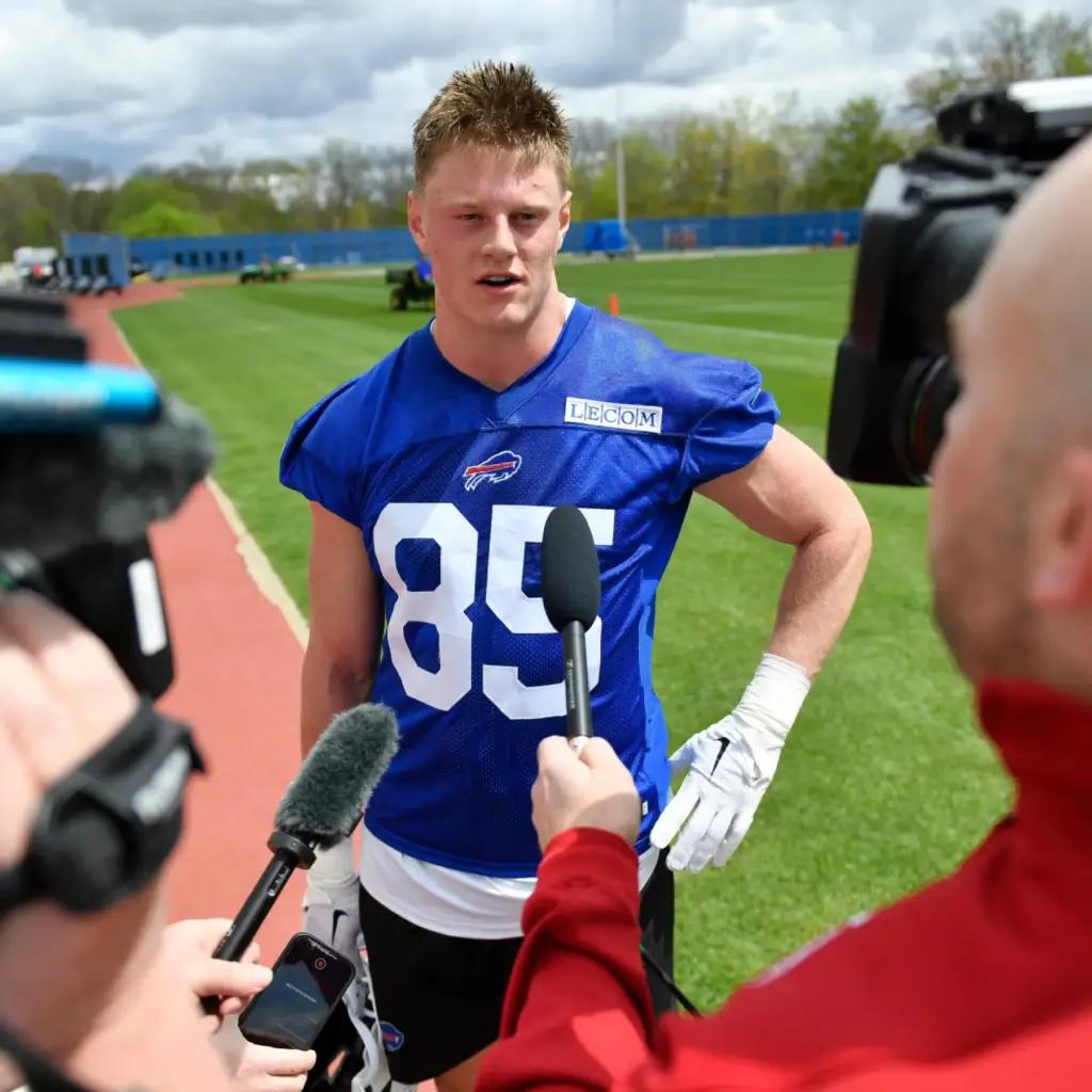 Hawes adds grit to Bills with hard-nosed playing style - Olean Times Herald