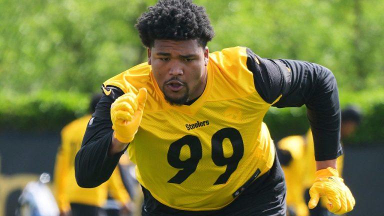 Steelers first-rounder Derrick Harmon balancing joy with grief -  Sportsnet.ca